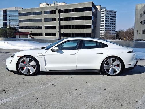 2021 Porsche Taycan 4S