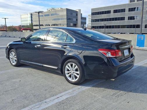2011 Lexus ES 350 Base