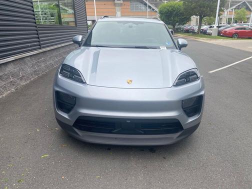Silver Metallic 2025 Porsche Macan Macan Electric