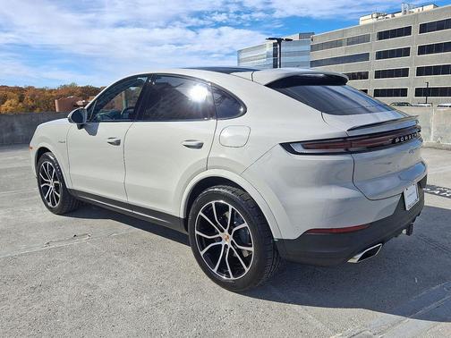 2026 Porsche Cayenne Cayenne E-Hybrid