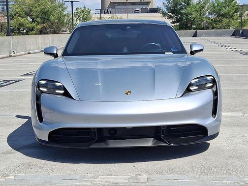 2020 Porsche Taycan Turbo