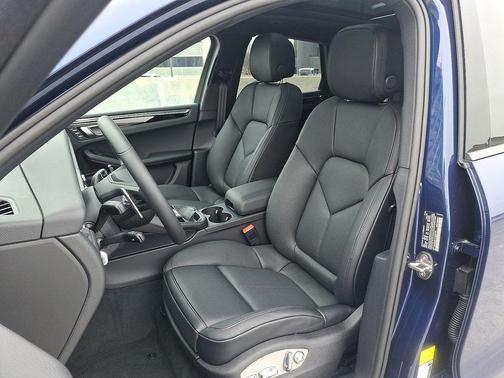 2026 Porsche Macan T