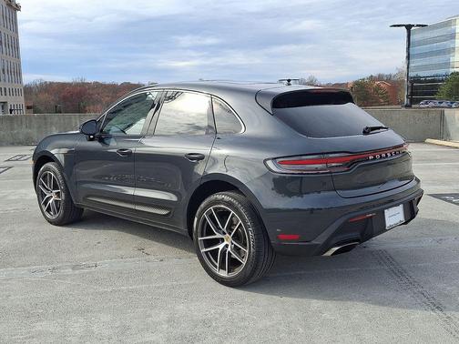 2025 Porsche Macan T