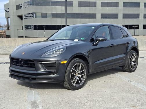2025 Porsche Macan T