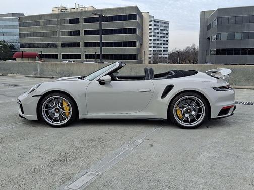 2021 Porsche 911 Turbo