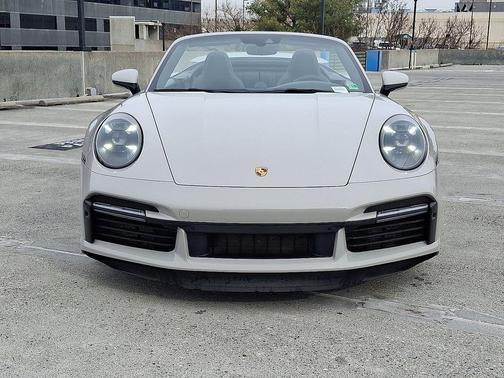 2021 Porsche 911 Turbo