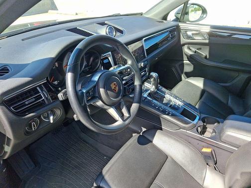 2019 Porsche Macan S