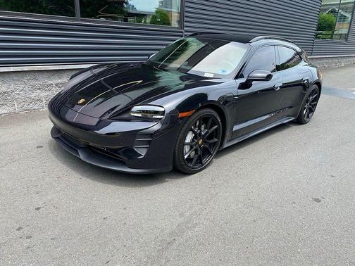 Jet Black Metallic 2024 Porsche Taycan GTS