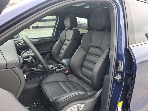 2026 Porsche Macan GTS