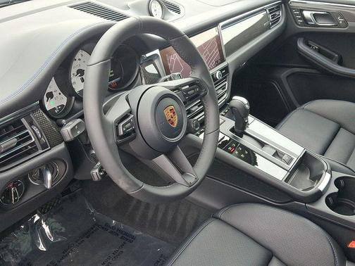 2026 Porsche Macan GTS