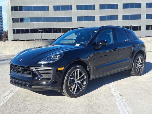 2026 Porsche Macan 