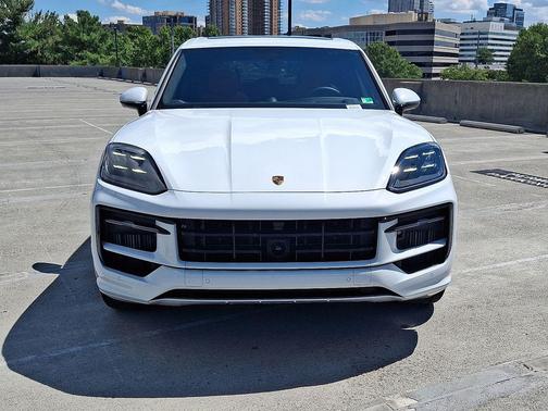 2026 Porsche Cayenne GTS