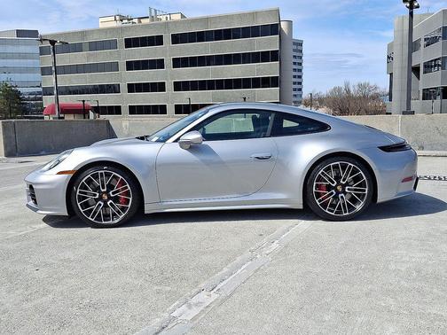 GT Silver Metallic 2026 Porsche 911 911 Carrera S