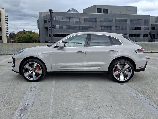 2026 Porsche Macan S