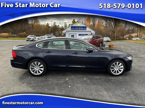 2017 Volvo S90 T6 Momentum