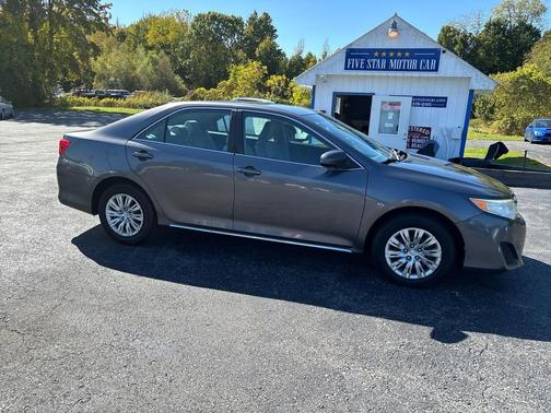 2014 Toyota Camry LE