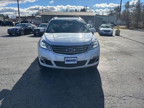2017 Chevrolet Traverse 2LT