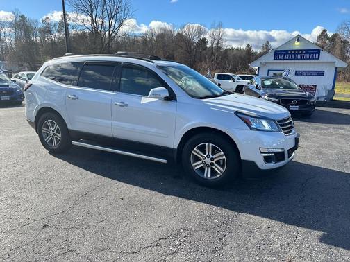 2017 Chevrolet Traverse 2LT
