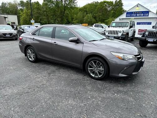 2015 Toyota Camry Hybrid SE