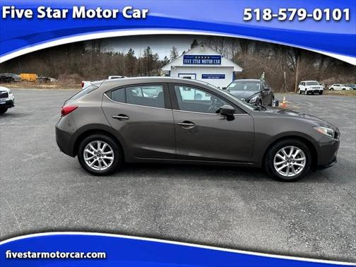 2016 Mazda Mazda3 i Touring