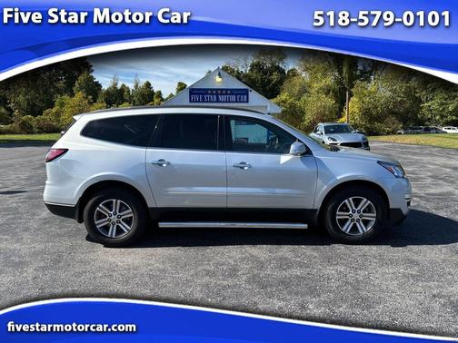 2017 Chevrolet Traverse 2LT