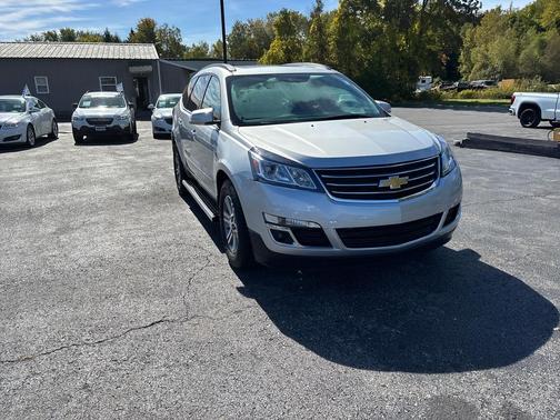 2017 Chevrolet Traverse 2LT