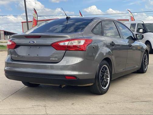 Sterling Gray Metallic 2014 Ford Focus S