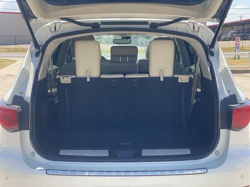 Majestic White 2017 INFINITI QX60 Base