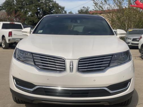 White Platinum Metallic Tri-Coat 2018 Lincoln MKX Reserve