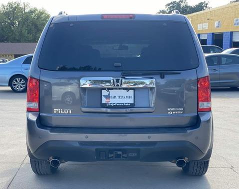 Modern Steel Metallic 2015 Honda Pilot Touring