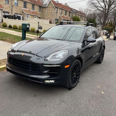 2017 Porsche Macan GTS