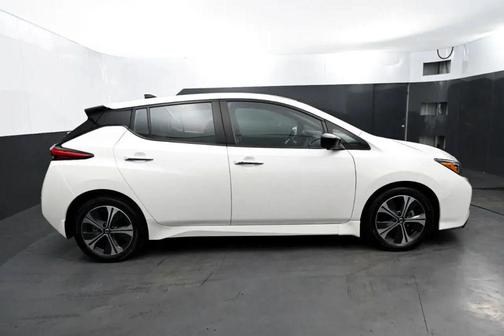 2022 Nissan Leaf SV PLUS 62 kWh