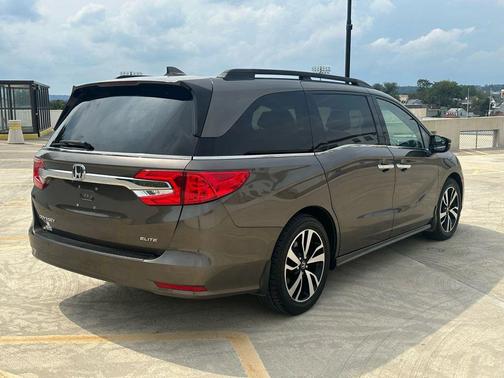 2020 Honda Odyssey Elite