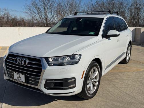 2019 Audi Q7 55 Premium Plus
