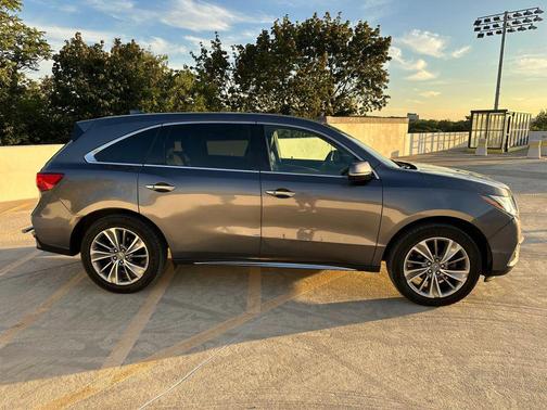 2017 Acura MDX 3.5L w/Technology Package