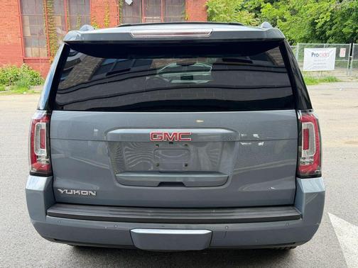 Blue 2015 GMC Yukon SLT