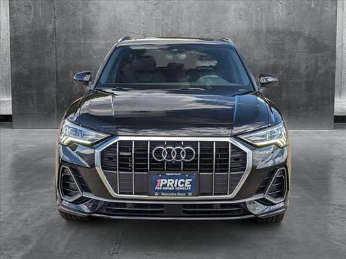 2020 Audi Q3 45 S line Prestige