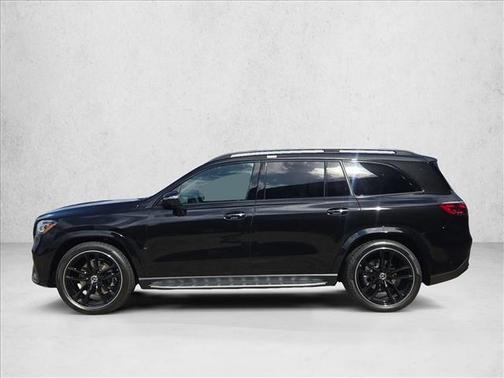 Obsidian Black Metallic 2026 Mercedes-Benz GLS 450 4MATIC