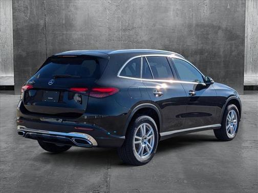 2025 Mercedes-Benz GLC 300 Base