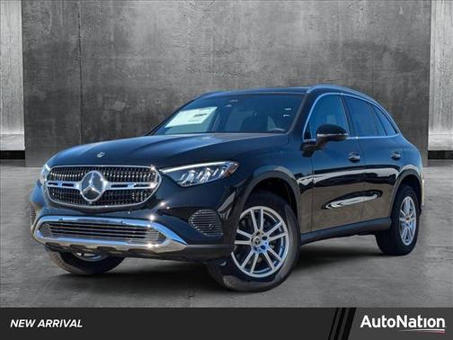2025 Mercedes-Benz GLC 300 Base