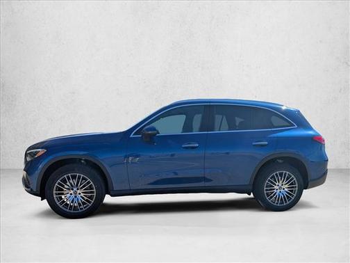 2026 Mercedes-Benz GLC 300 Base