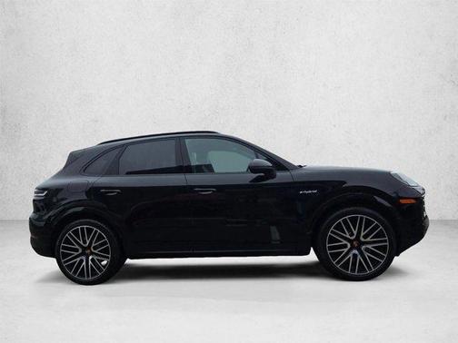 Black 2025 Porsche Cayenne Cayenne E-Hybrid