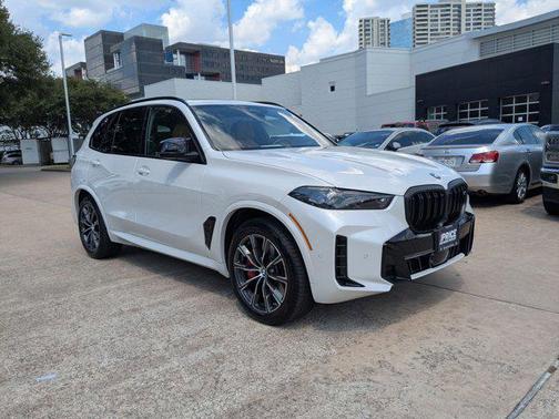 2026 BMW X5 M60i