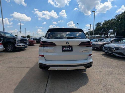 2026 BMW X5 M60i
