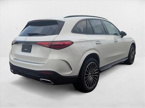 2026 Mercedes-Benz GLC 300 Base