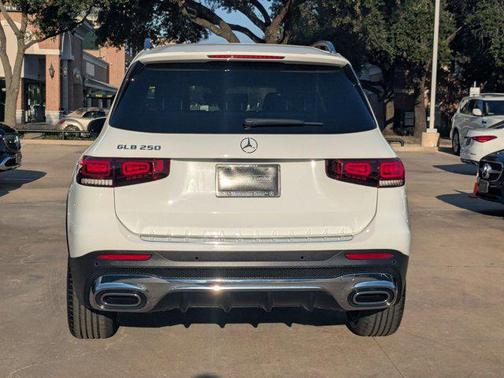 2022 Mercedes-Benz GLB 250 Base