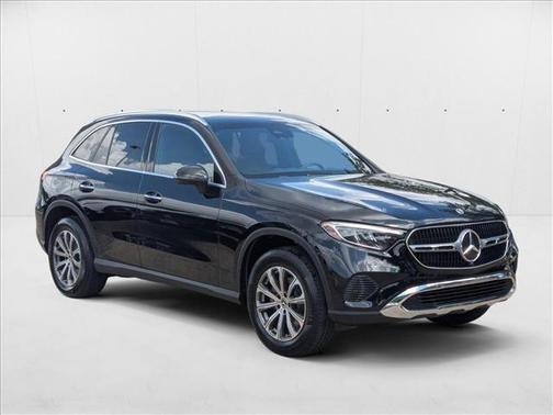 2025 Mercedes-Benz GLC 300 Base