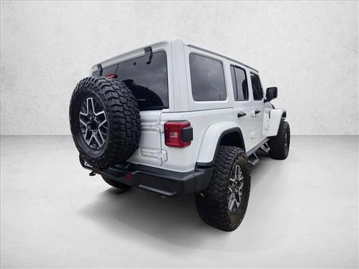 2024 Jeep Wrangler 4-Door Sahara 4x4