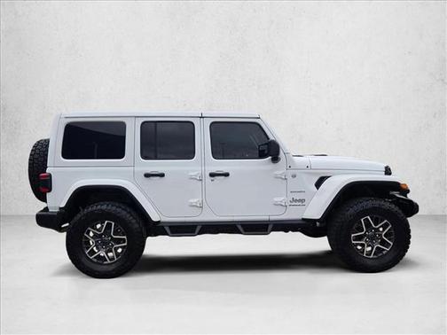 2024 Jeep Wrangler 4-Door Sahara 4x4