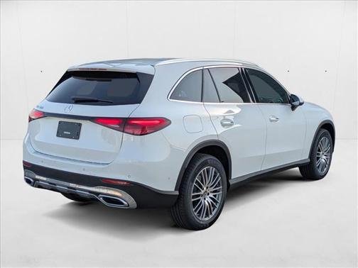 2026 Mercedes-Benz GLC 300 Base